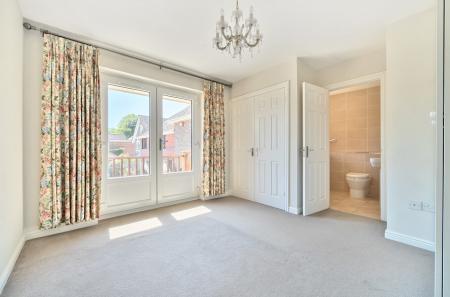 1321749-8-686e467...