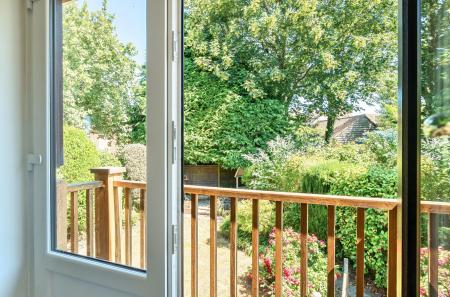 1321749-19-686e48...