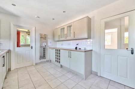 1321749-13-686e48...