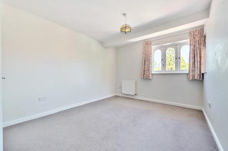 1321749-4-686e457...