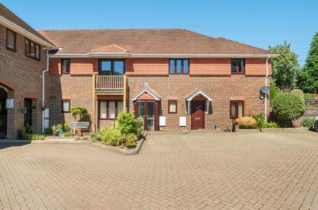 1321749-2-686e455...