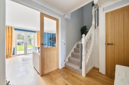 1327063-16-687fce...