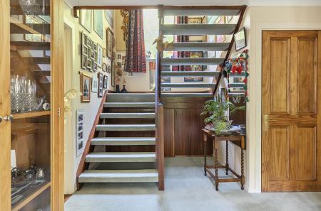 1312587-3-685430c...