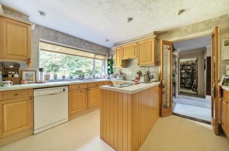 1312587-5-6854311...