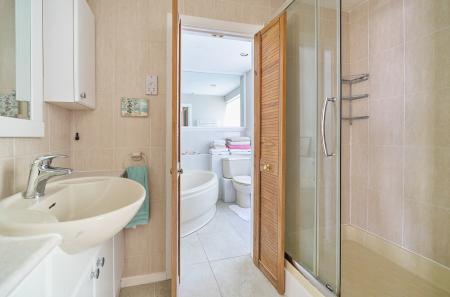 1312587-24-685434...