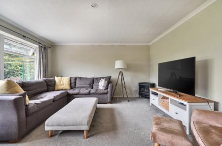 1328576-22-688371...