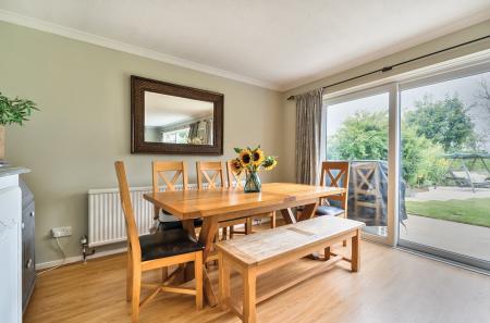 1328576-21-688371...