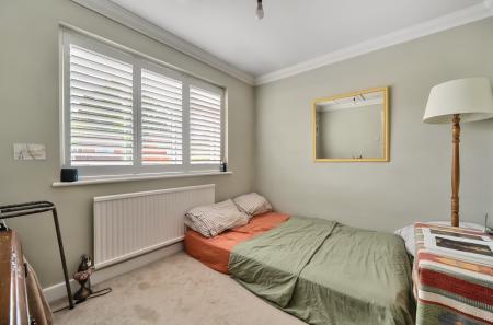 1328576-11-68836e...