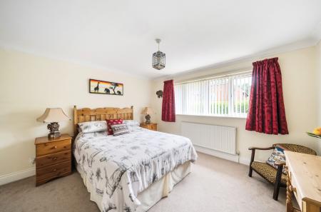 1331533-10-688925...