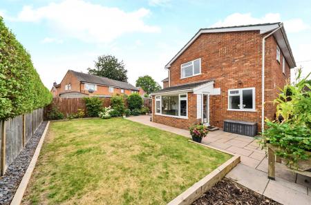 1332073-5-6888c7b...