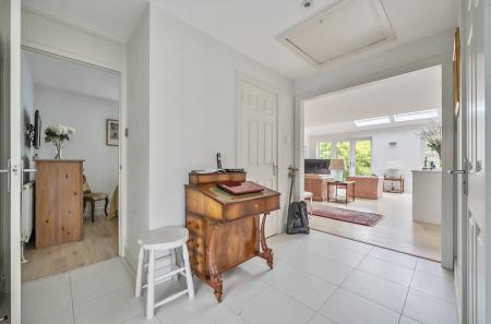 1331143-1-6888ed1...