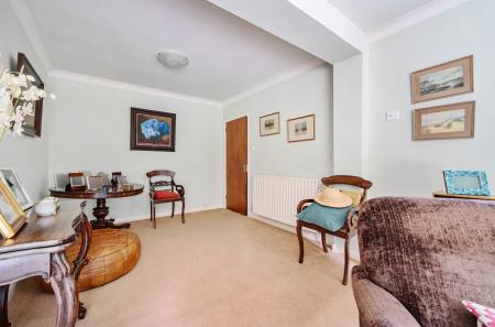 1331711-9-688cb9c...