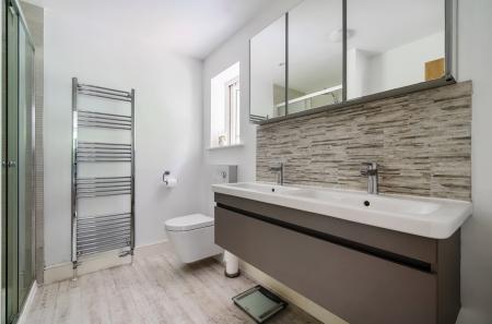 1334950-24-6894ae...