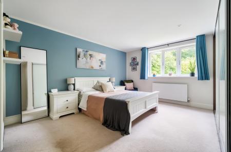 1334950-23-6894ae...