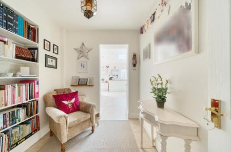 1335299-12-6894fb...