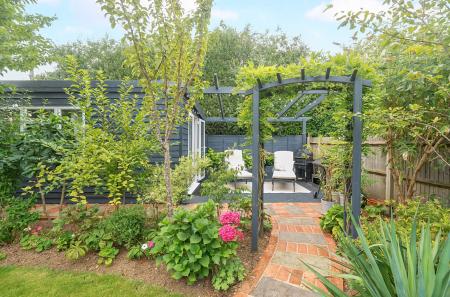 1335299-26-6894fc...