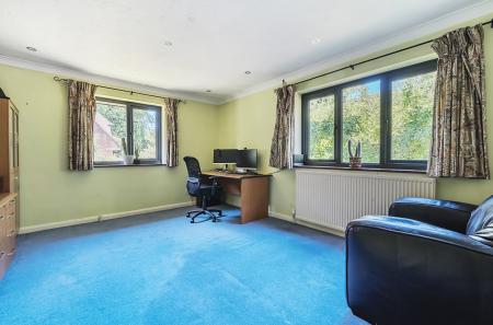 1334867-18-689604...