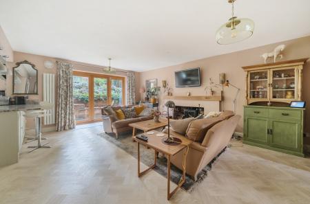 1348020-20-68b5c8...