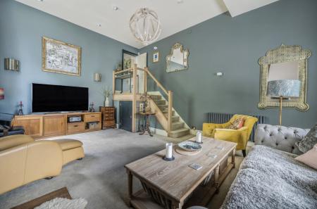 1348020-9-68b5c7a...