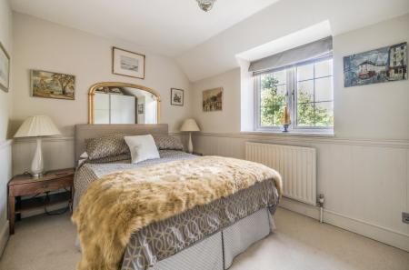 1348020-22-68b5ca...