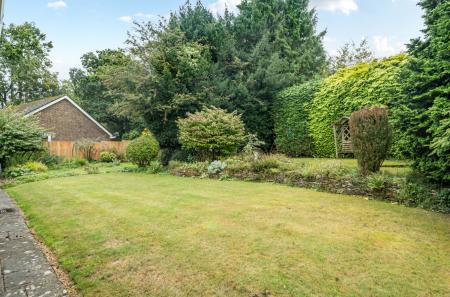 1346355-6-68c1409...