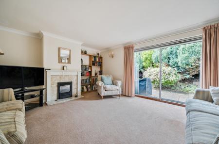 1346355-15-68c142...