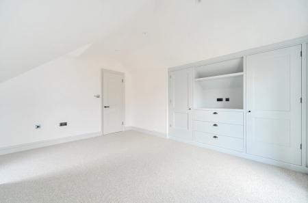 1339575-15-689ddf...