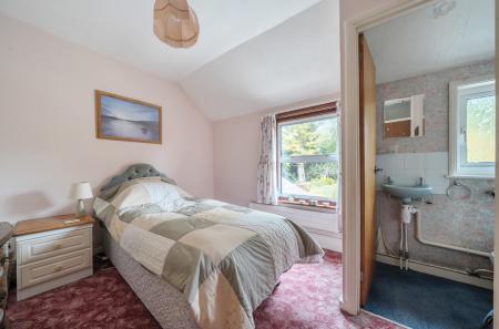 1365094-22-68e8f0...