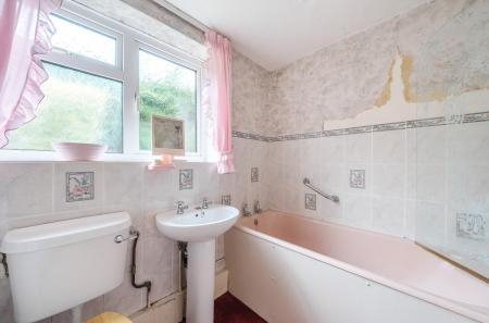 1365094-12-68e8ef...