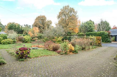 1375227-48-690b2b...