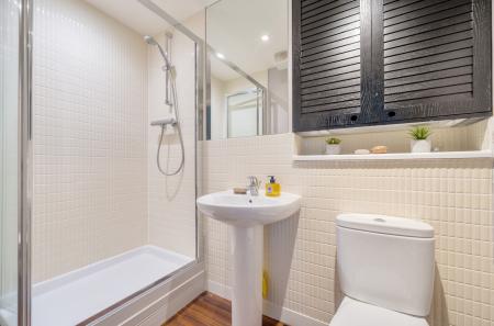 1375630-6-690dc56...