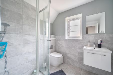 1375600-10-69145e...