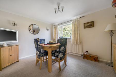 1381173-16-691af9...