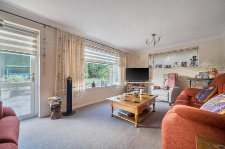 1381173-25-691af9...