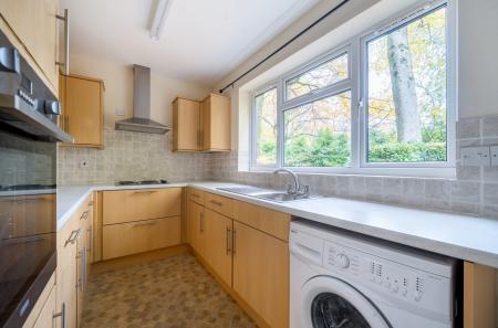 1375093-20-690894...