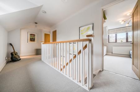 1387259-22-693868...