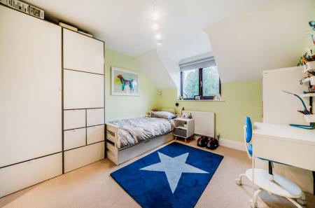 1387259-23-693868...