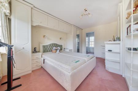 1393391-18-69453b...