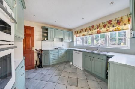 1393391-10-69453b...