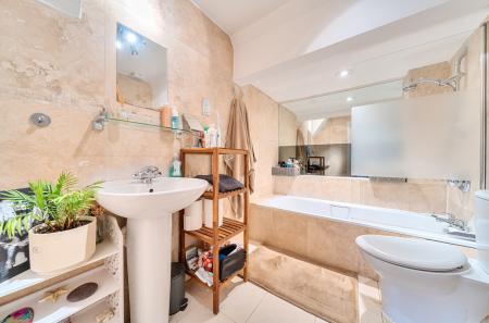 1396847-8-6965018...