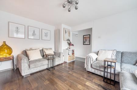 1398119-11-696a62...