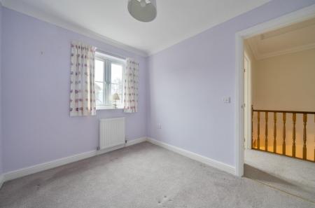 1401372-4-696e3f7...