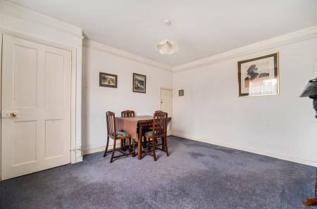 1399938-11-696f59...