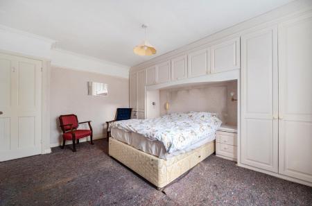 1399938-15-696f59...