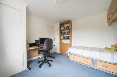 1400806-19-697248...