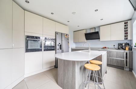 1402766-9-69820b1...