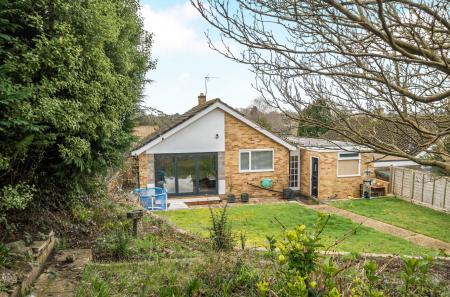 1415990-3-69930a1...