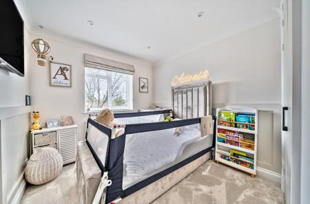 1415990-22-69930d...