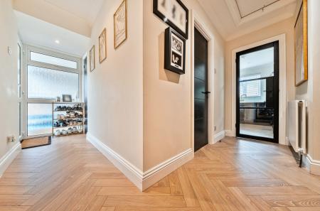 1415990-10-69930b...