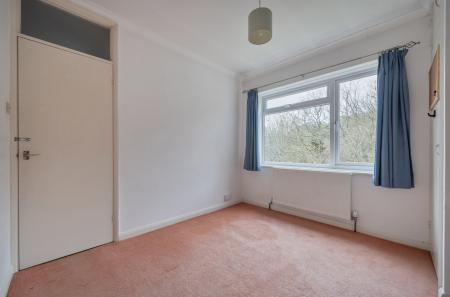 1416646-19-6995a9...